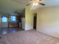 Building Photo - Byrd Rd Duplex