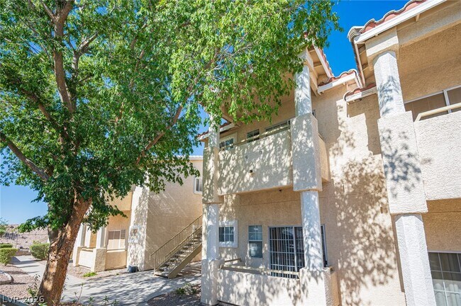 Building Photo - 1844 Scimitar Dr