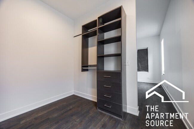 Building Photo - 1836 S Carpenter St