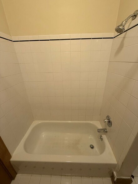 Building Photo - 1210 E Colfax Ave