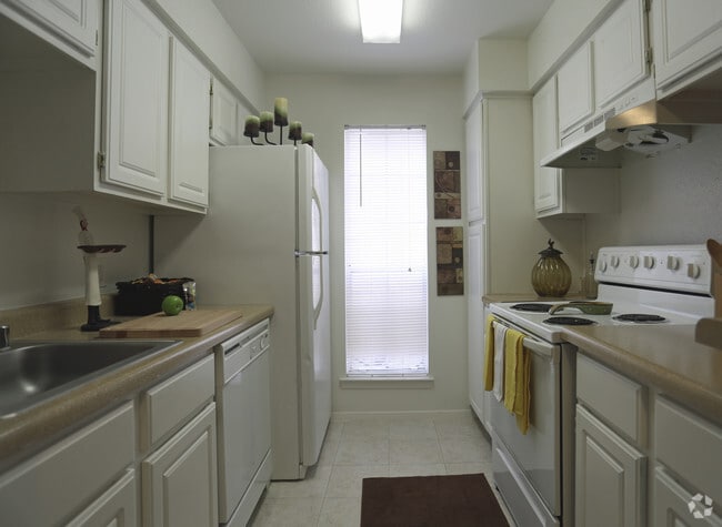 Interior Photo - Serena Grove 3 Apartments