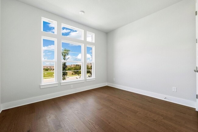 Building Photo - 8208 Bouvreuil Dr