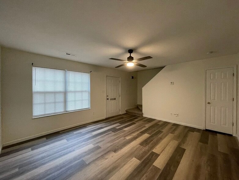 Building Photo - 2943 Colt Dr