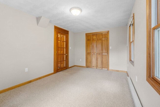 Building Photo - 5-7 Linwood Ave