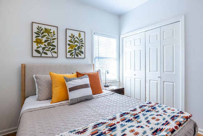 Building Photo - 71 Randolph St NE