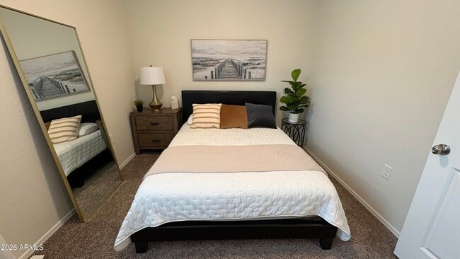 Building Photo - 30998 W Earll Dr