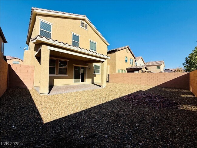 Building Photo - 7056 Ipe Wood Rd