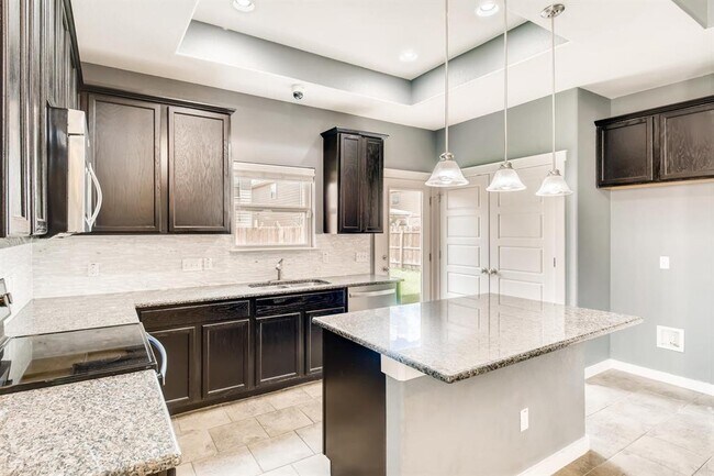 Building Photo - 16229 Travesia Way