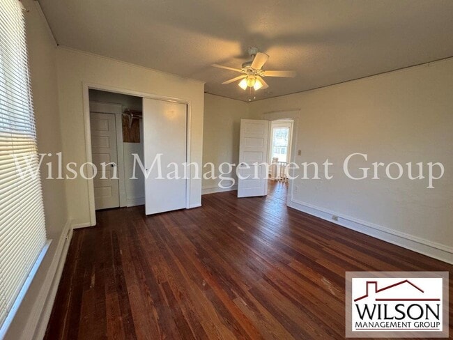 Building Photo - 516 E Anderson St