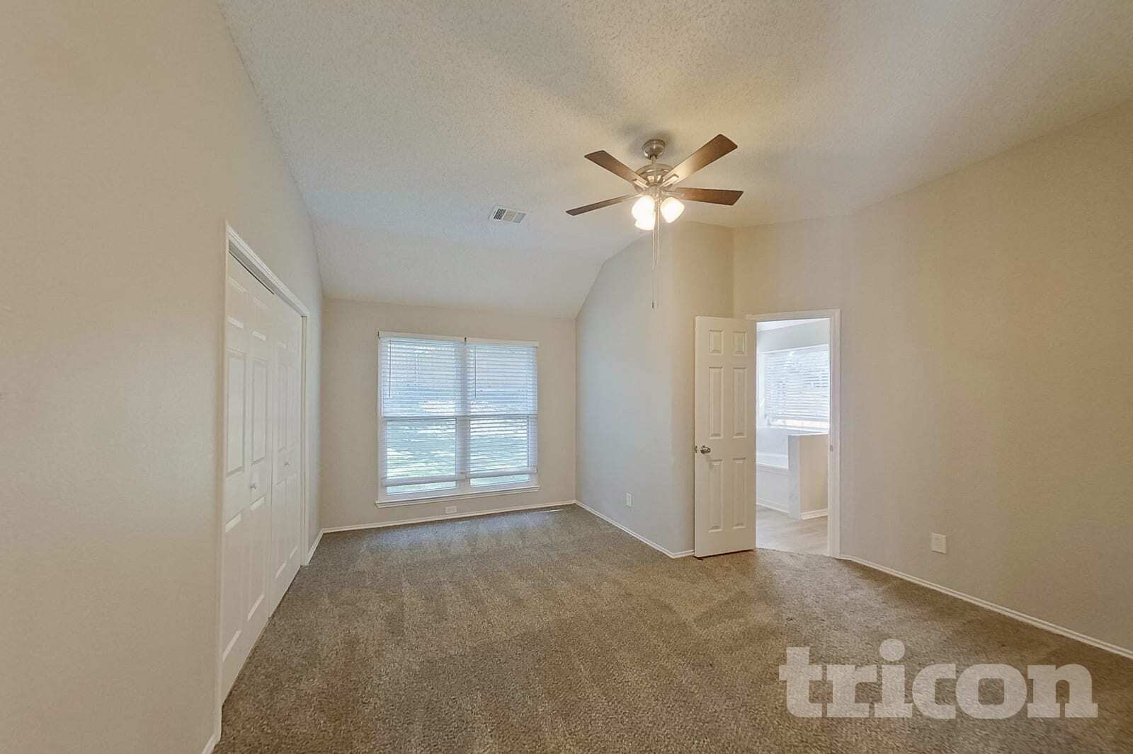 Building Photo - 805 Clover Hill Ln