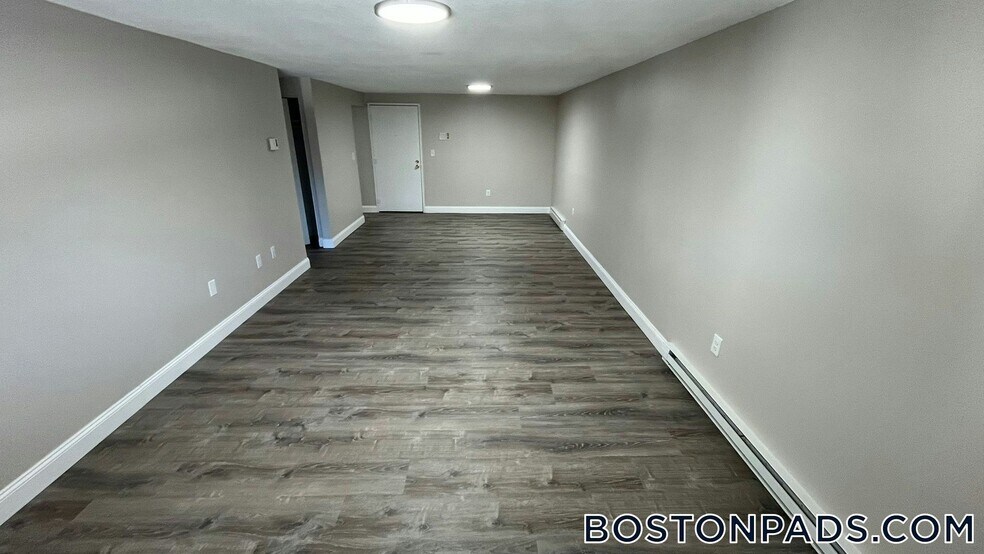 Building Photo - 799 Farm Rd