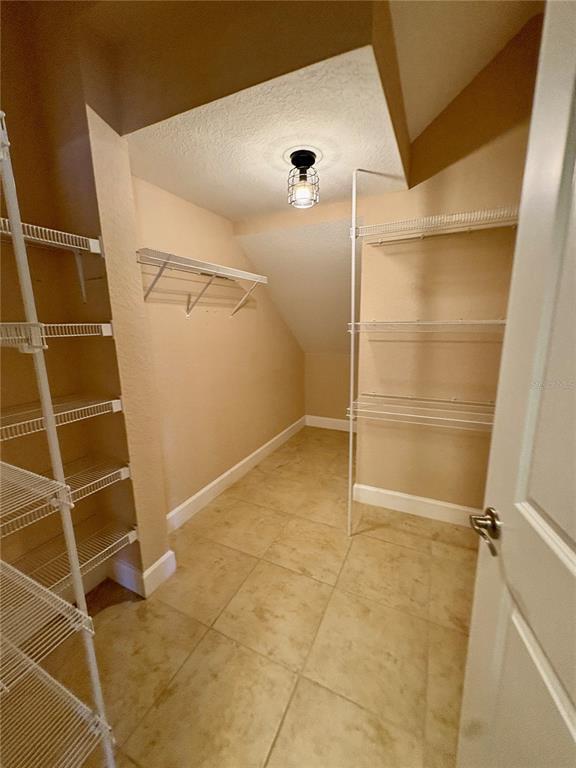 Building Photo - 165 Alexander Woods Dr