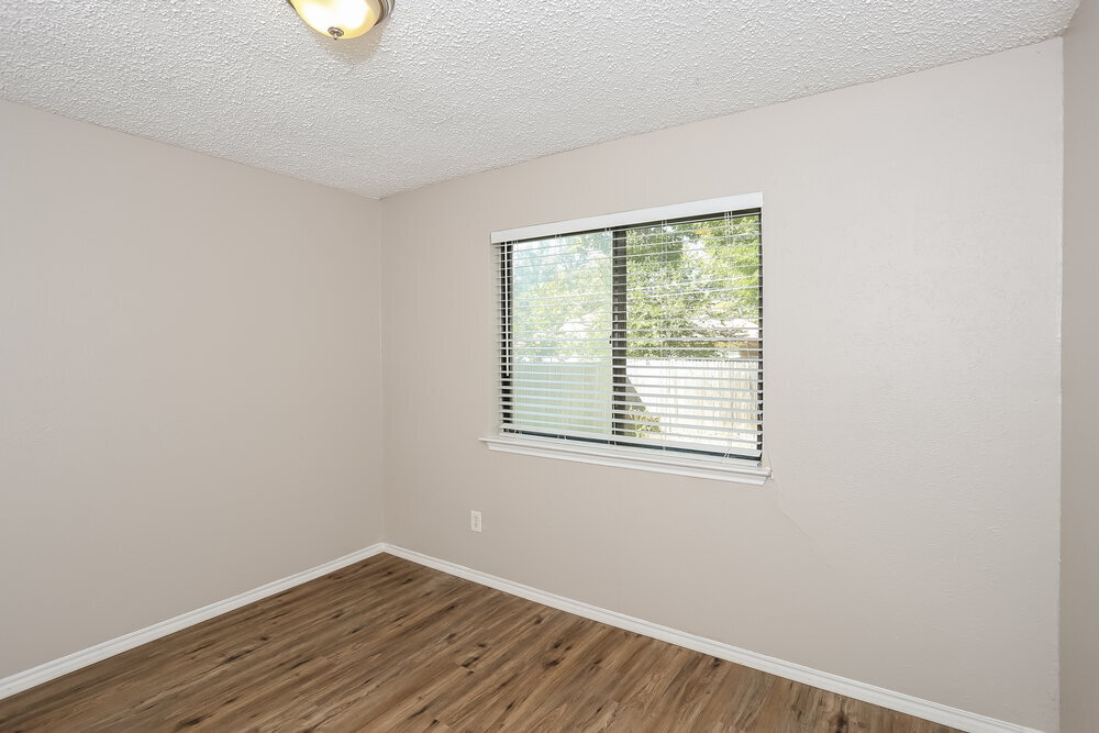 Building Photo - 6306 Pilgrim Ln