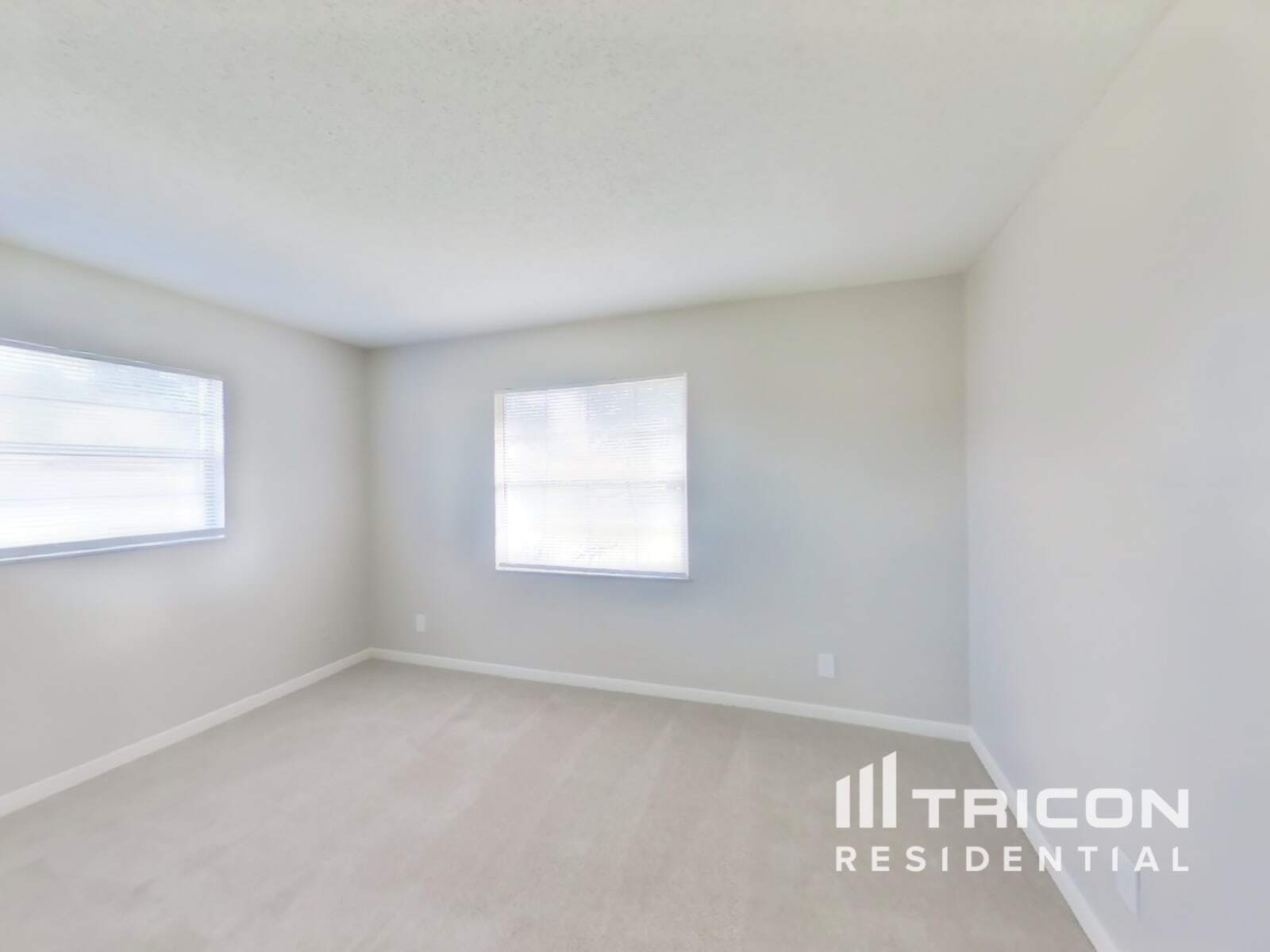 Building Photo - 1484 Bloomingdale Rd