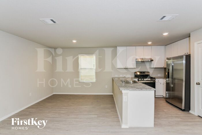 Building Photo - 6457 Cotton Ridge