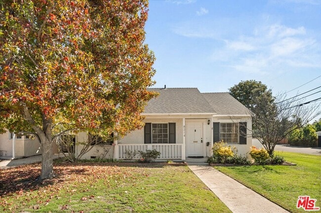 Primary Photo - 8214 Creighton Ave