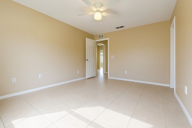 Building Photo - 349/351 Justice Ave