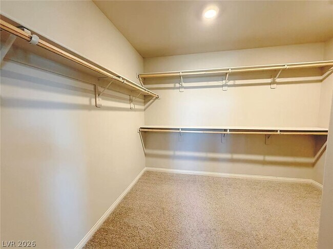 Building Photo - 7534 W Diablo Dr
