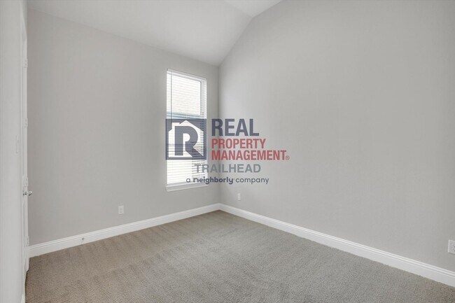 Building Photo - Spacious Home with Office & Media Room in Tavolo Park