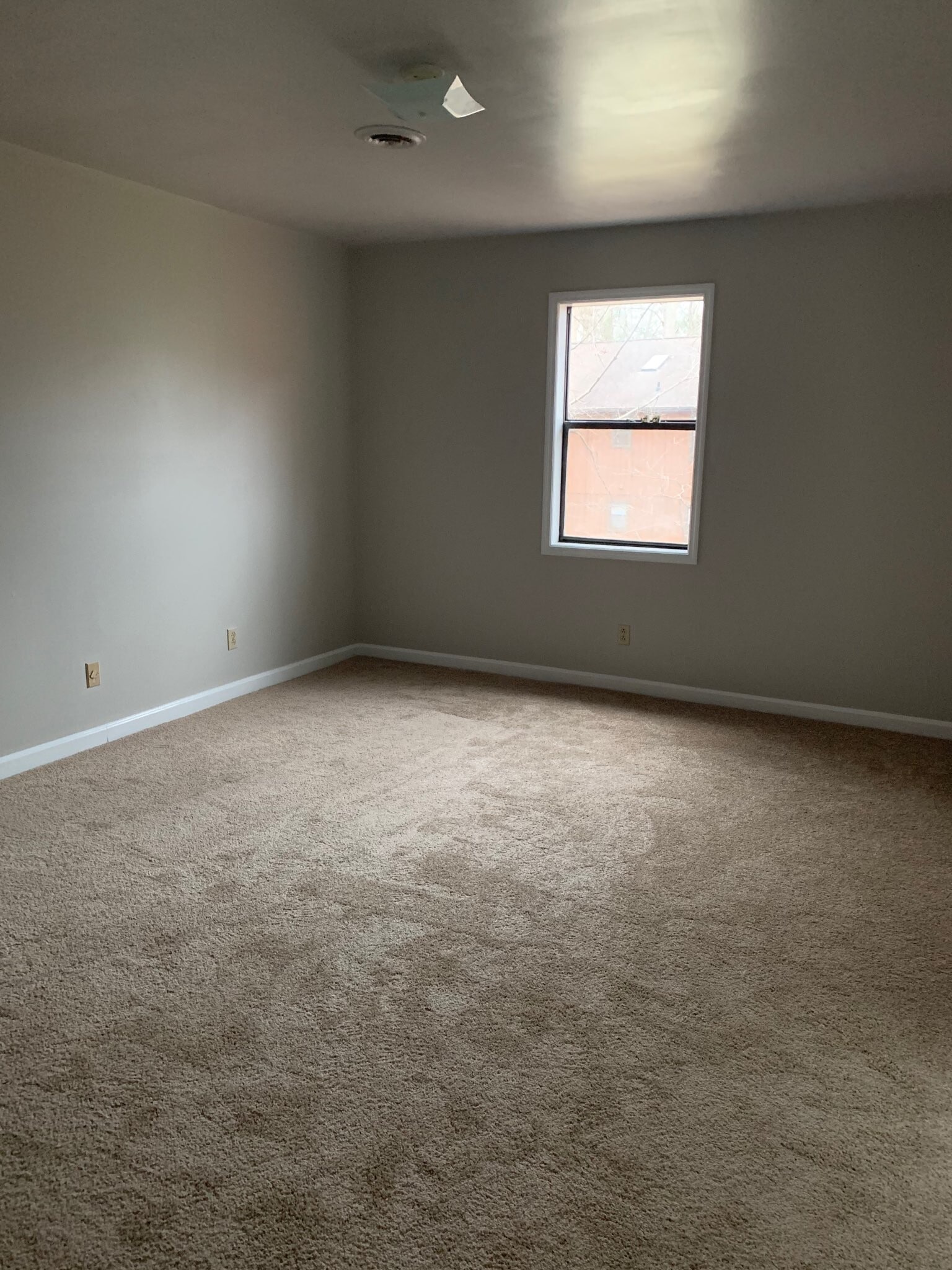 Building Photo - 1304 Aspen Way