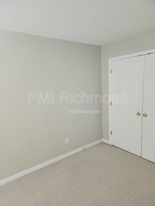 Building Photo - 1252 Providence Knoll Dr