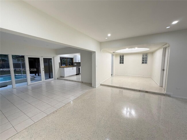 Building Photo - 2134 SW 99th Ave