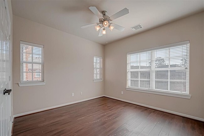 Building Photo - 38 Islewood Blvd