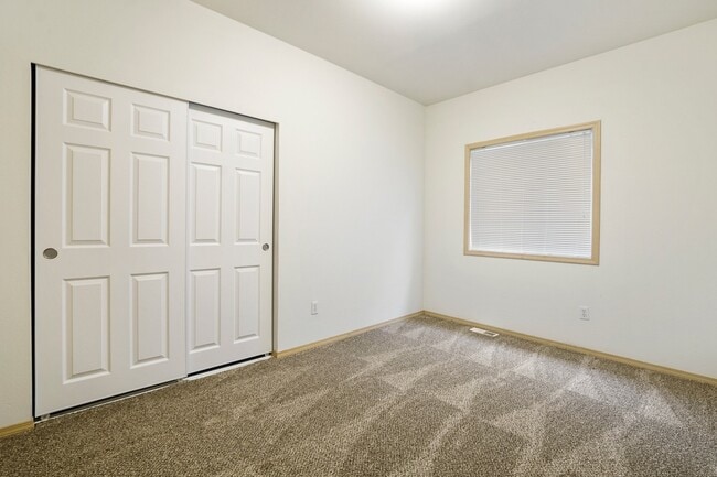 Building Photo - 2207 S 252nd Pl