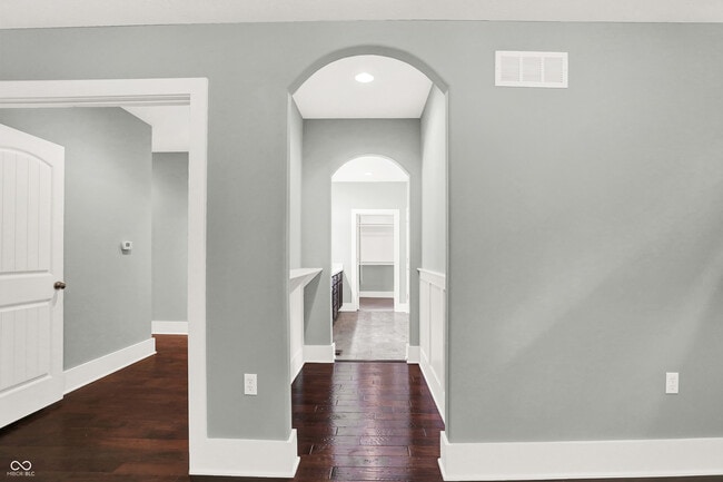 Building Photo - 16893 Oak Manor Dr