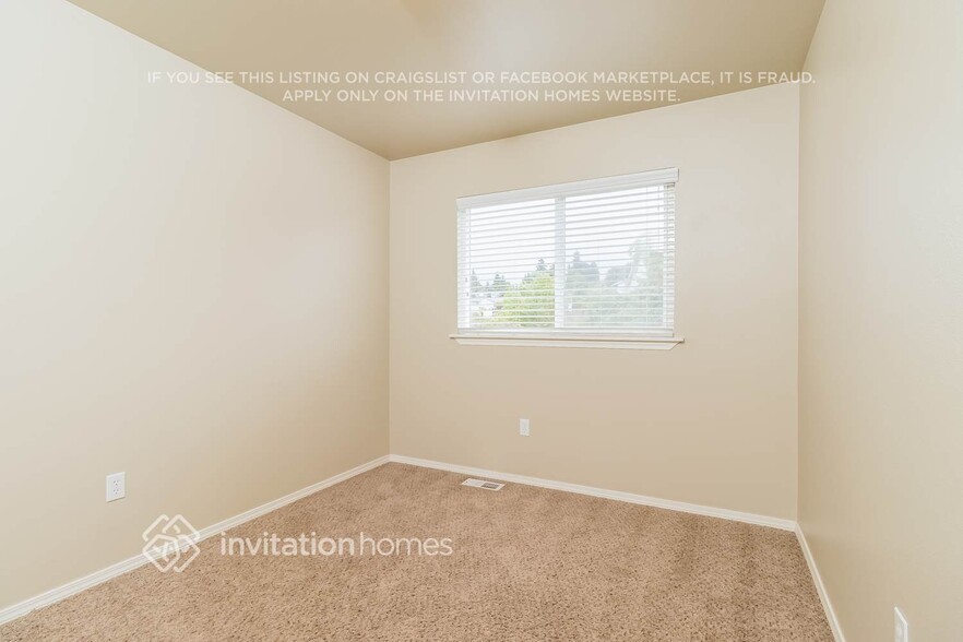 Building Photo - 5109 60th Ave NE