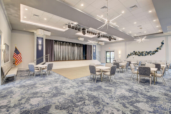 Building Photo - 6625 S Oriole Blvd