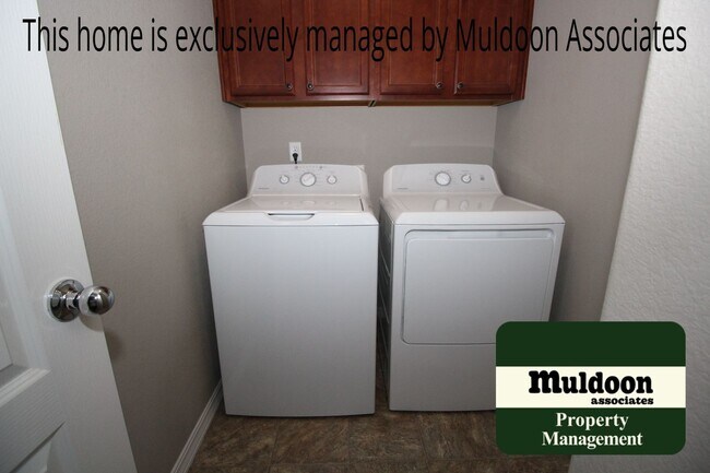Building Photo - Beautiful 2-stroy Townhome in Wolf Ranch Available Now!