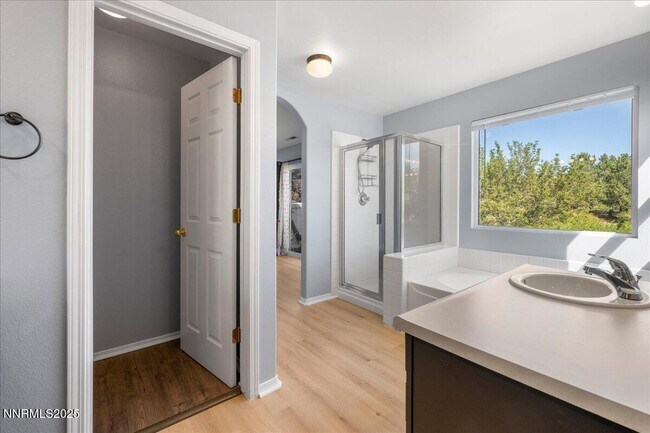 Building Photo - 2220 Signa Dr