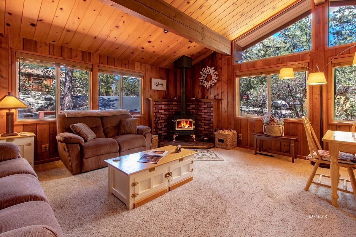 Building Photo - 25316 Marion Ridge Dr