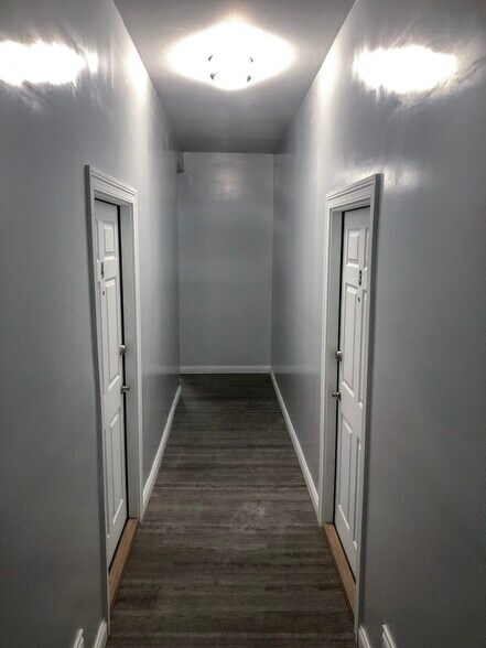 Hallway - 7 N Miami St