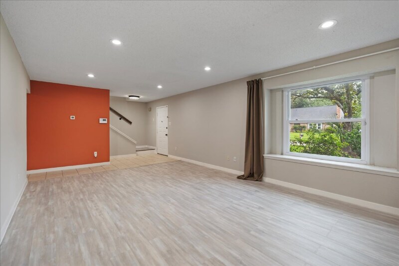 Building Photo - 25510 Chapel Ridge Ln
