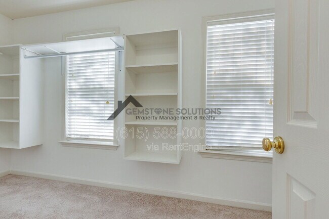 Building Photo - 1035 Watauga Ct