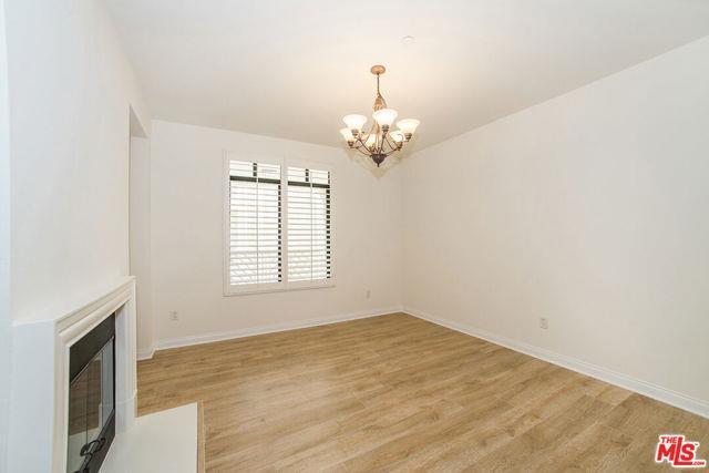 Building Photo - 5625 Playa Vista Dr