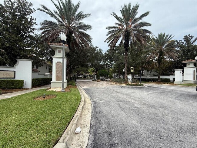 Building Photo - 7014 Cadiz Blvd