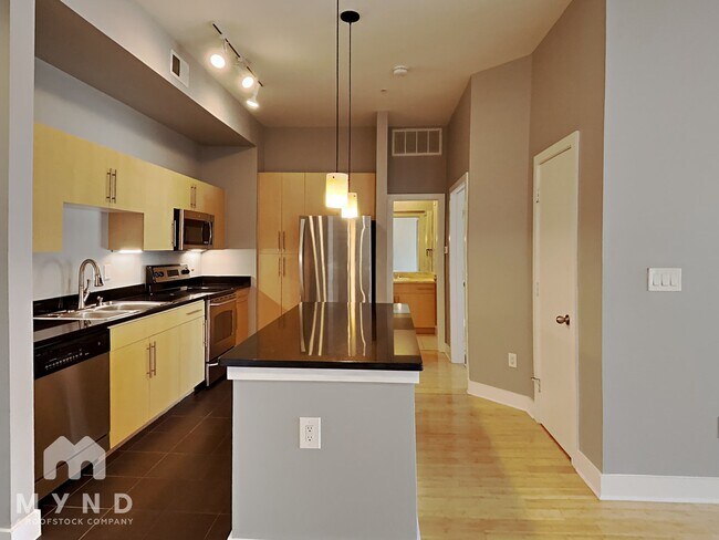 Building Photo - 4605 Cedar Springs Rd