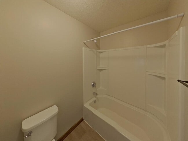 Building Photo - 1133 Rosemary Ln