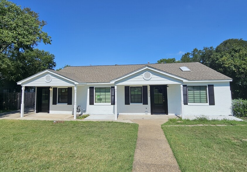 Primary Photo - 10135 Kilarney Dr