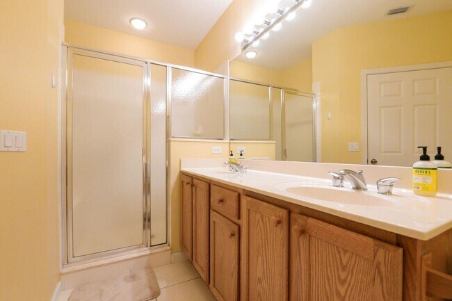 Building Photo - 8021 Carnoustie Pl