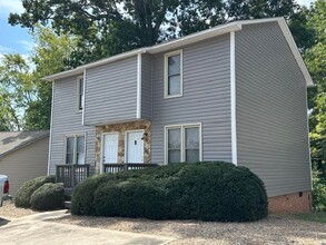 Building Photo - 2672 White Oak Ln