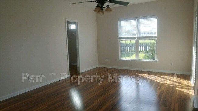 Building Photo - 154 Brickhill Cir