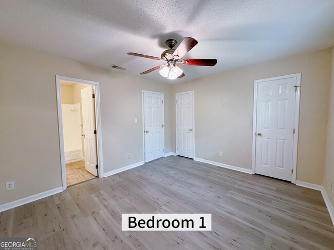 Building Photo - 2493 Hidden Cove Ct