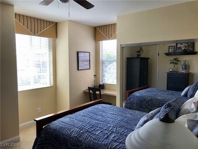 Building Photo - 1169 Midori St