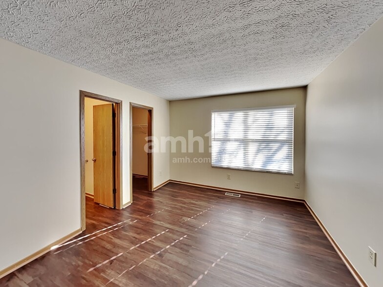 Building Photo - 6617 Winbarr Way