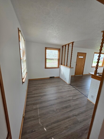 Building Photo - 1204 Kenilworth Ave