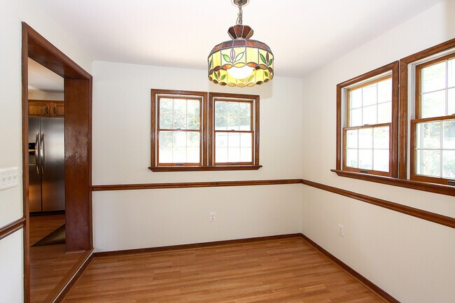 Building Photo - 2204 Luzerne Ave
